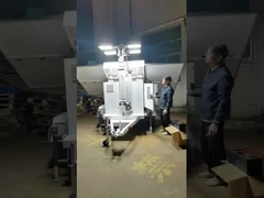 Hareketli güneş sistemi panelleri ışık LED römork